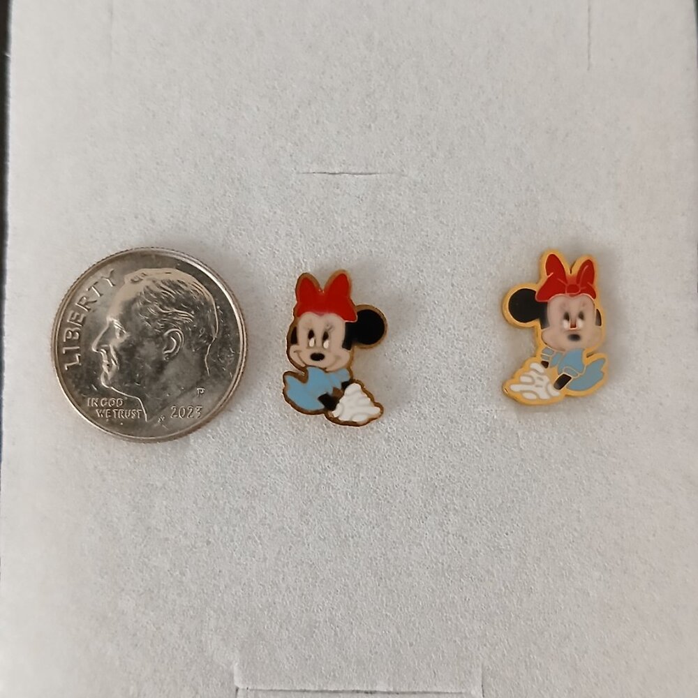 Disney Minne Enamel Earrings - Picture 2 of 3